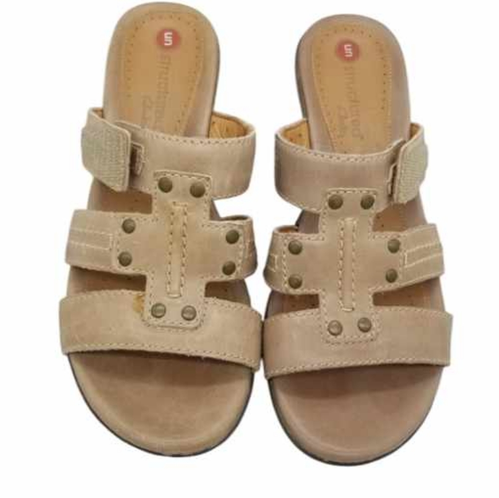 Clarks Unstructured Comfort Beige Shoes Womens Size 6M Slip ons